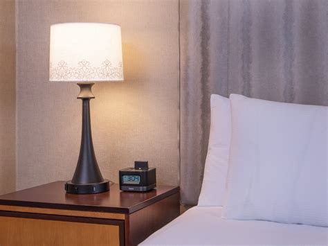 Hotel Rooms in Newark | Hilton Wilmington Christiana