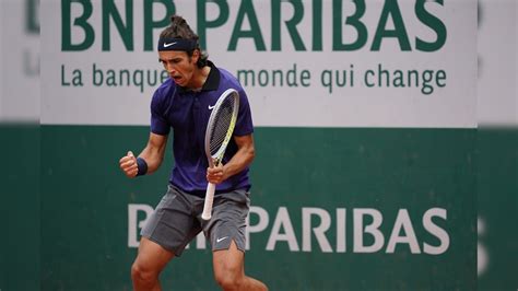 French Open 2021: 19-year-old Lorenzo Musetti Makes Round of 16 on ...