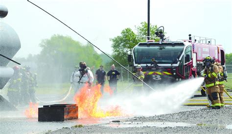 Firefighters build relationships through joint ARFF training | Article | The United States Army