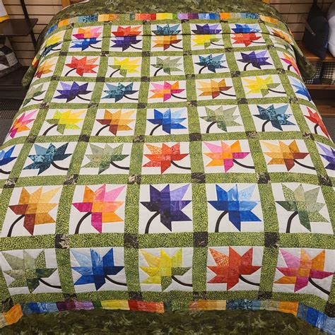 Autumn Splendor Quilt-Queen ~ Family Farm Handcrafts