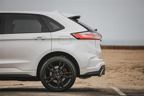 2019 Ford Edge ST: A performance standout - CNET