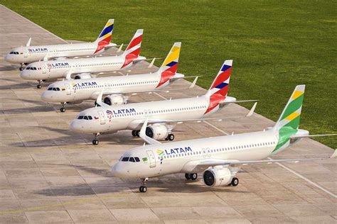 LATAM will paint five planes with the colors of the countries where it has domestic flights ...