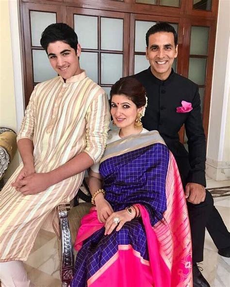 Akshay Kumar Wiki, Age, Height, Wife, Girlfriend, Children, Family ...