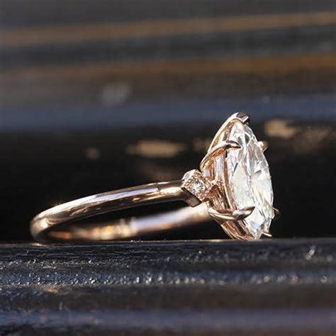 Guide to Marquise Diamond Ring Settings