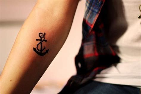 20 Cute Small Meaningful Tattoos for Women - Pretty Designs | Small ...