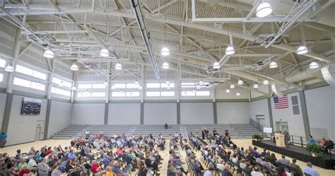 St. Charles community center model for smart building, partnerships, Gov. Bobby Jindal says ...