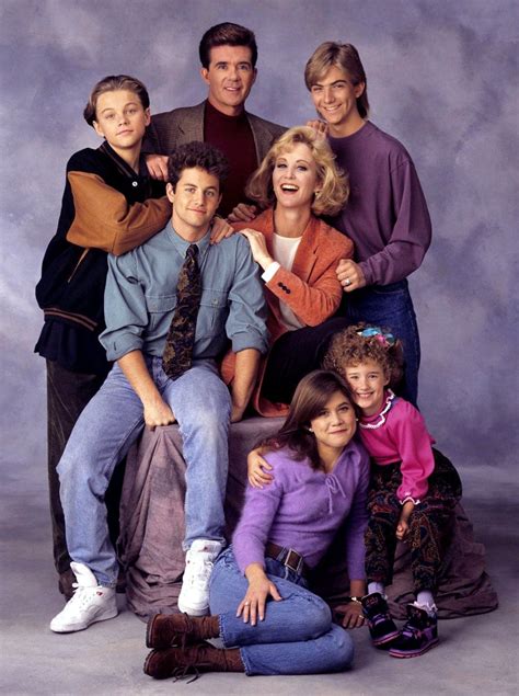 Growing Pains theme song & lyrics (1985-1992) - Click Americana