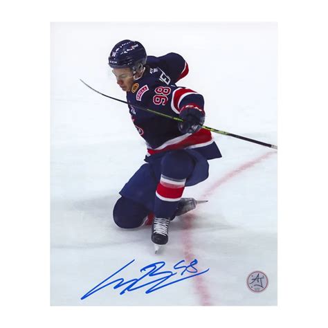 Connor Bedard Autographed Regina Pats Goal Celebration 8x10 Photo - Razilia