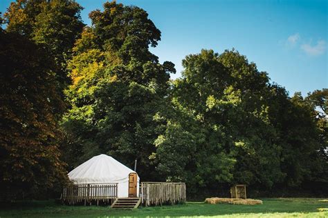 11 of the Most Drool-Worthy Glamping Spots in Ireland | Glamping spots, Glamping, Ireland