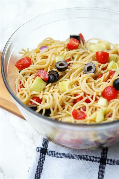 Summer Spaghetti Salad with Veggies and Italian Dressing