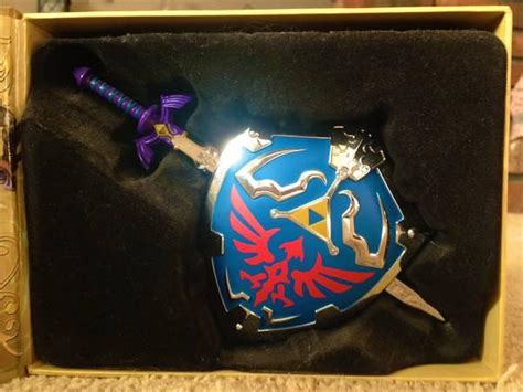 Master Sword & Hylian Shield (1/6 Scale Replica) - for Sale in ...