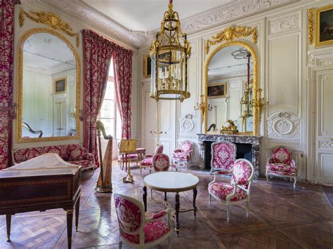 The Petit Trianon | Palace of Versailles