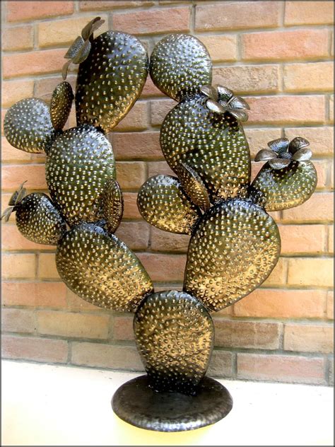 PRICKLY PEAR CACTUS, Metal Cactus, Metal Yard Art, Metal Garden ...