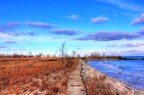 Walkway and shoreline at Illinois Beach State Park, Illinois image - Free stock photo - Public ...