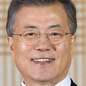 Moon Jae-in - Age, Family, Bio | Famous Birthdays