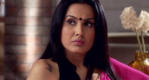 Kamya Punjabi slams troll that pointed out her failed first marriage ...