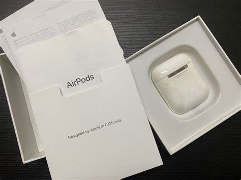 Original Apple AirPods 1st Generation, Audio, Earphones on Carousell