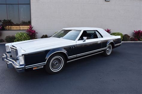 1979 Lincoln Continental Mark V | Ideal Classic Cars LLC