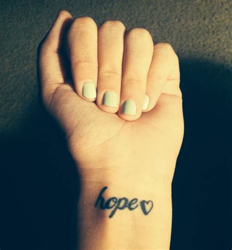 52 Lovely Hope Wrist Tattoos