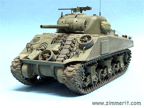 Sherman M4A4 | Model tanks, Model making, Plastic model kits