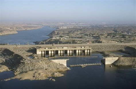 Aswan High Dam | dam, Egypt | Britannica.com