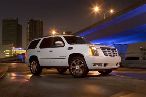 2009 Cadillac Escalade Platinum Hybrid Launched - autoevolution