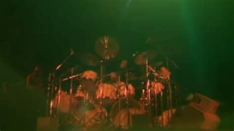 Bill Ward Is An ANIMAL! Watch Him Lose Himself In This Insane 1978 Drum ...