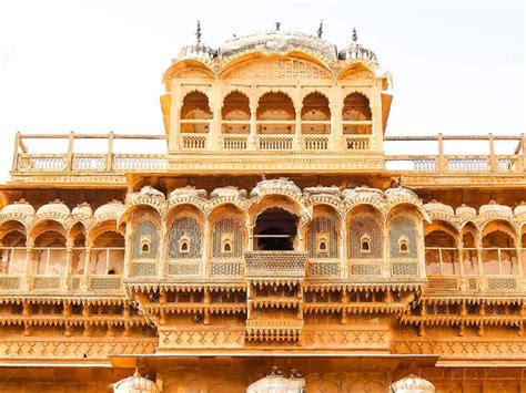 Culture of Rajasthan – Traditions, Festivals, Cuisine, Customs & More