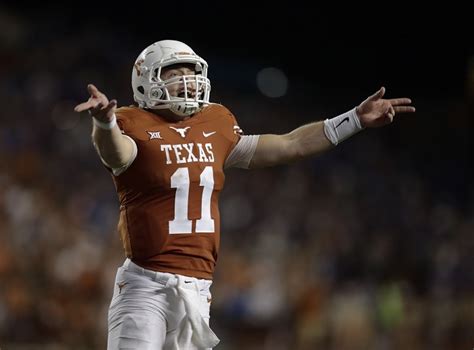 Texas Longhorns QB Sam Ehlinger in concussion protocol