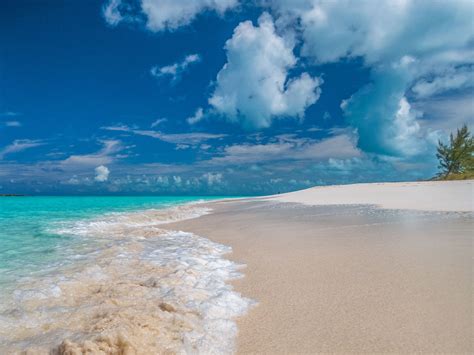 10 Best Beaches in The Bahamas 2021 | Bahamas Realty