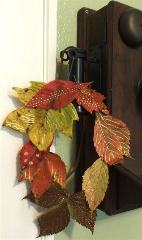 Autumn Leaf Wreath & Saving Your Leaves