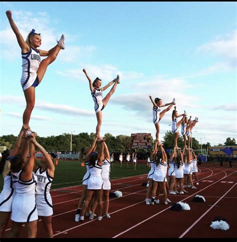 Liberty High School Cheerleading Program - Missouri Sports Hall of Fame