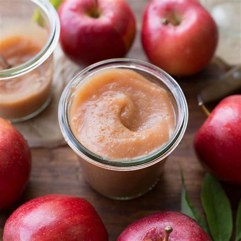 Homemade Applesauce - 3 Ingredients + 15 Minutes - Life Made Simple