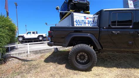 2020 JEEP GLADIATOR OVERLAND LIFTED - YouTube