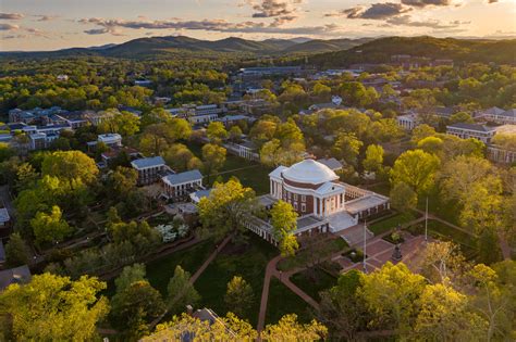 UVA Stays With Plan to Begin In-Person Instruction on Feb. 1 | UVA Today