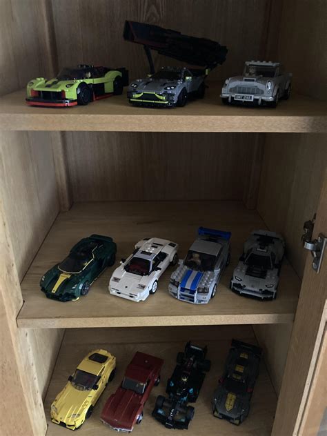 Look at my car garage! : r/lego