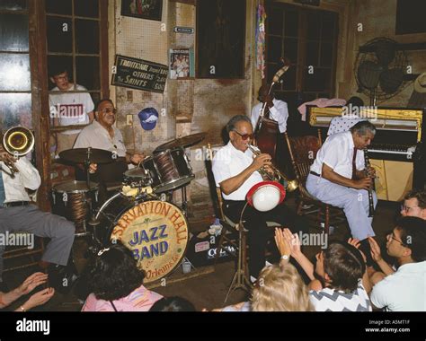 Jazz band playing at historic Preservation Hall on Bourbon Street New ...