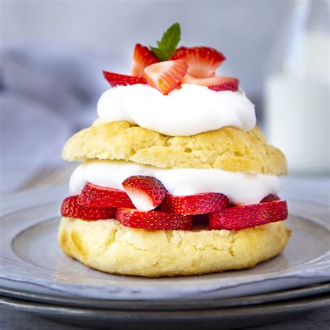 Bisquick Strawberry Shortcake - Simple Healthy Kitchen