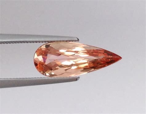 4 Reasons To Opt For A Topaz Gemstone - Blog for Gemstone Lovers