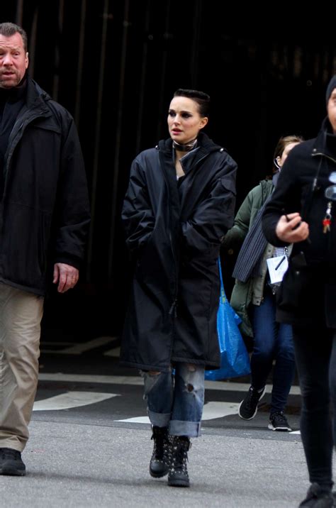 Natalie Portman on the 'Vox Lux' Set in Manhattan | GotCeleb