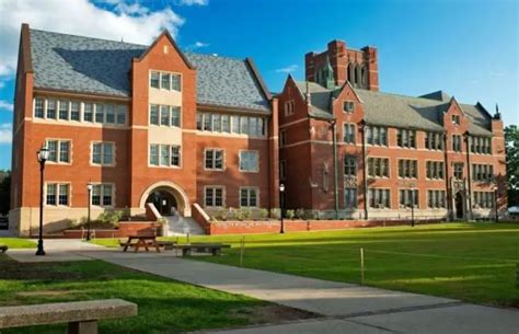 Top Liberal Arts Colleges in Massachusetts - 2022 HelpToStudy.com 2023