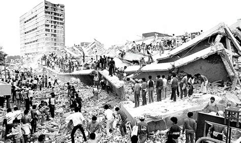 Earthquake In Mexico City, 1985