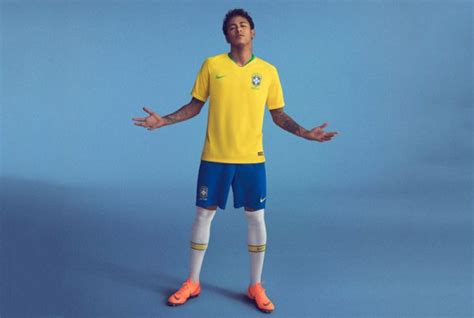 Neymar in Brazil home jersey for the FIFA World Cup 2018 | Neymar Jr ...