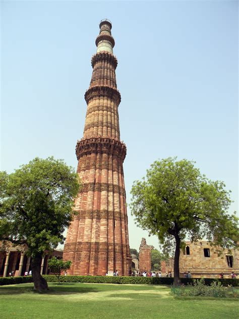 Travel Information, History, Story and Images of Qutub Minar, Delhi ...