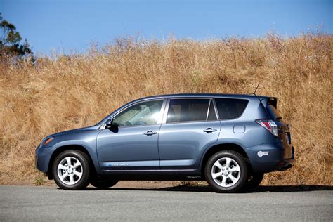 Review: Toyota RAV4 EV | WIRED