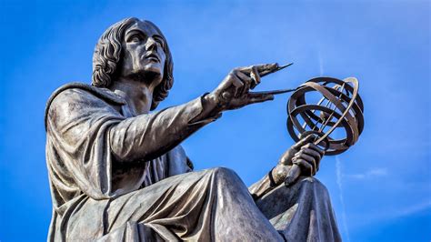 Do You Know | Who Is Copernicus? | English Plus Podcast