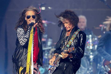 Watch Aerosmith Kick Off Their Las Vegas Residency - Rolling Stone