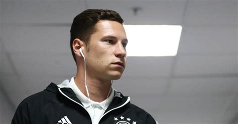 'Welcome to Arsenal Julian Draxler' Gunners fans excited after shock transfer news from France ...