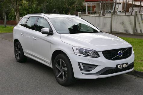 2014 Volvo XC60 T6 R-Design - 4dr SUV 3.0L Turbo AWD auto