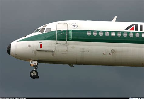 McDonnell Douglas MD-82 (DC-9-82) - Alitalia | Aviation Photo #0603941 | Airliners.net